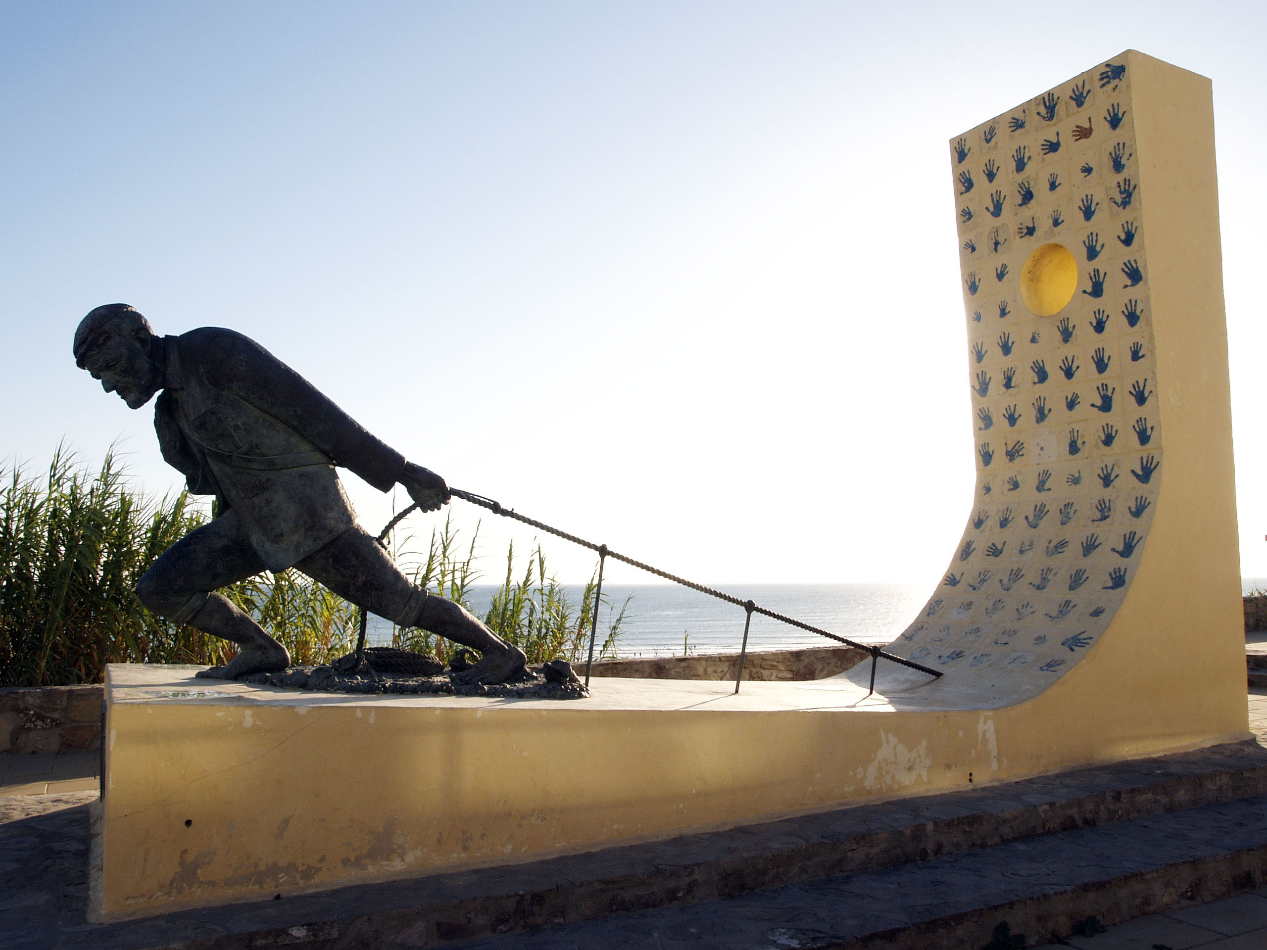 Escultura del Jabiguero y su mirador
